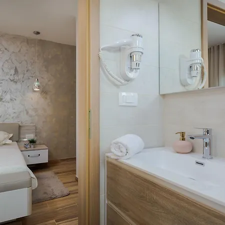 Luxury Nikol 別荘 Polje