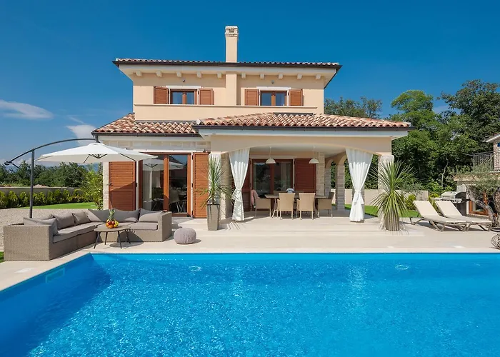 Сasa de vacaciones Luxury Nikol